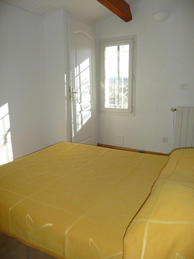 15Mn De Cannes, Villa La Soleiade , 3Gites 2-4 Pers Type T2, Climatises, Piscine, Au Lac De Saint-Cassien Var Сен-Бонне-де-Монтору Екстер'єр фото